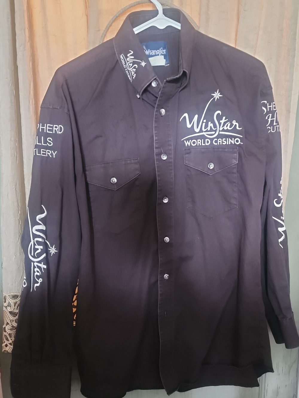 Wrangler Vintage Dark Brown WinStar World Casino Long-Sleeve Button-Down Shirt M